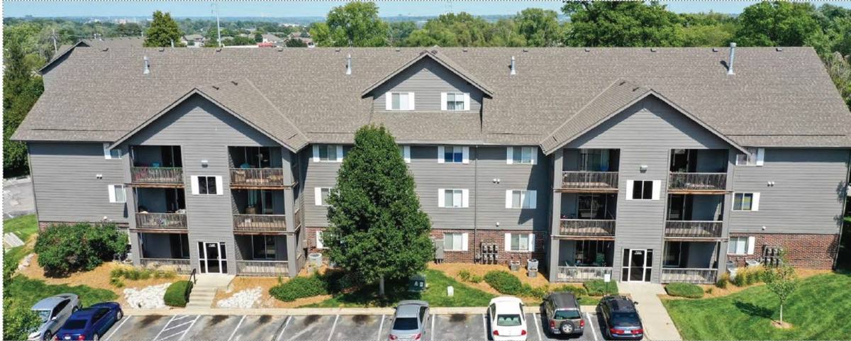 Apartment for rent at 7009 S 83rd St, La Vista, NE 68128