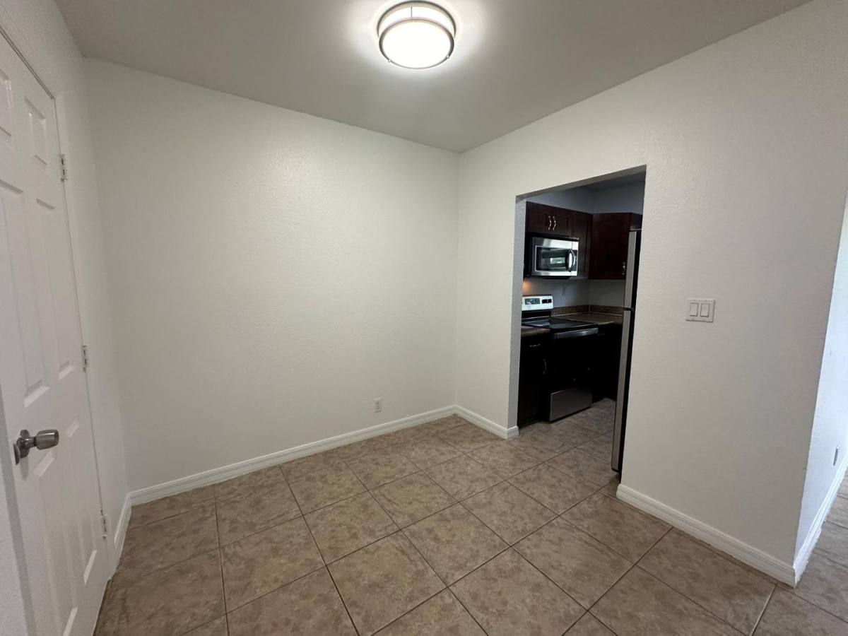 Apartment for rent at 2640 NE 8th Ave, Fort Lauderdale, FL 33334