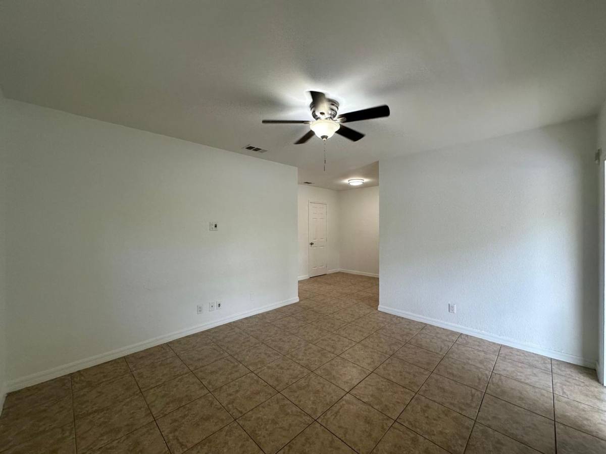 Apartment for rent at 2640 NE 8th Ave, Fort Lauderdale, FL 33334