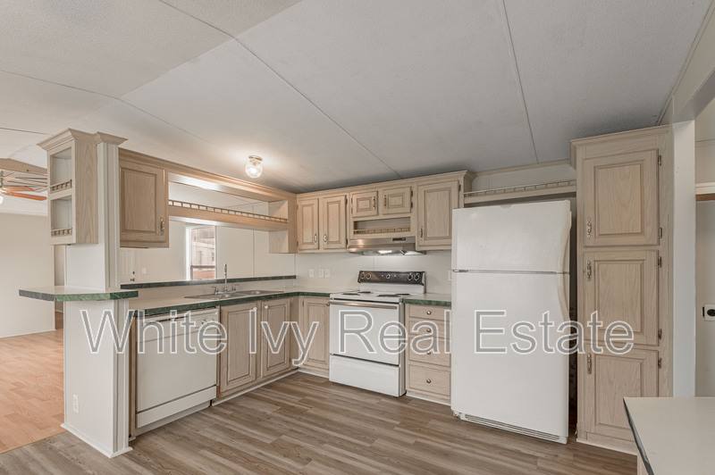House for rent at 1345 FM 405 #4, Huntsville, TX 77320