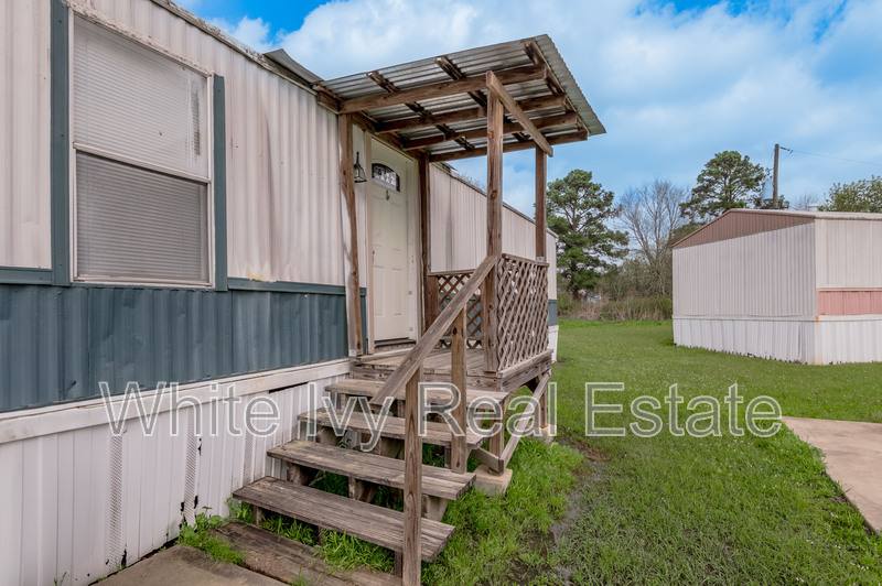 House for rent at 1345 FM 405 #4, Huntsville, TX 77320