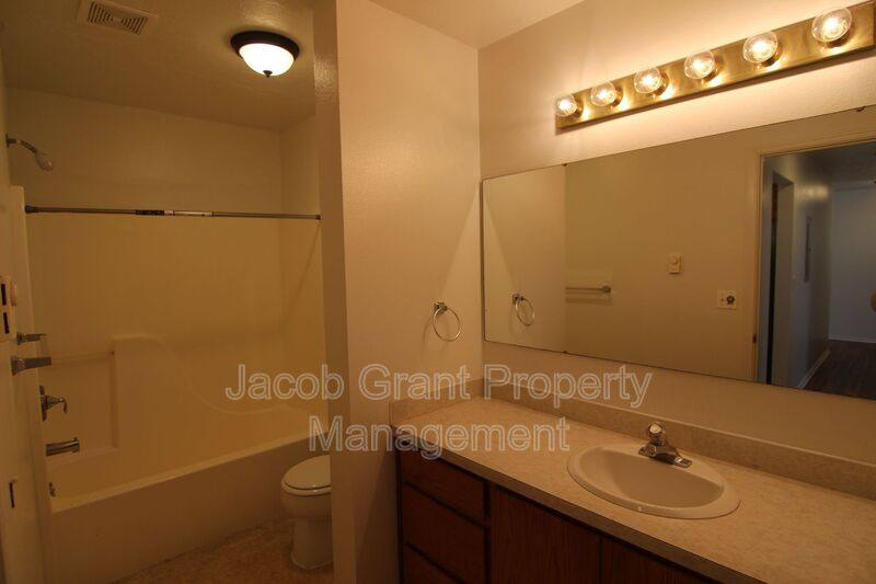 Apartment for rent at 385 Golden St #2, Blackfoot, ID 83221