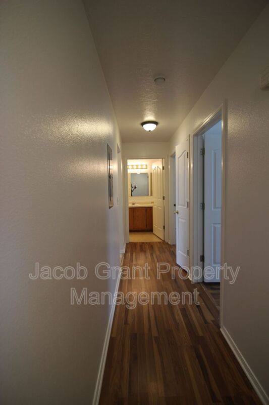 Apartment for rent at 385 Golden St #2, Blackfoot, ID 83221