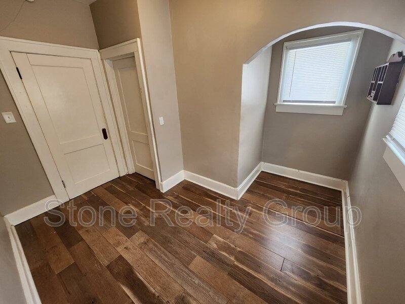 House for rent at 1419 S 11th 1 2 St, Terre Haute, IN 47802