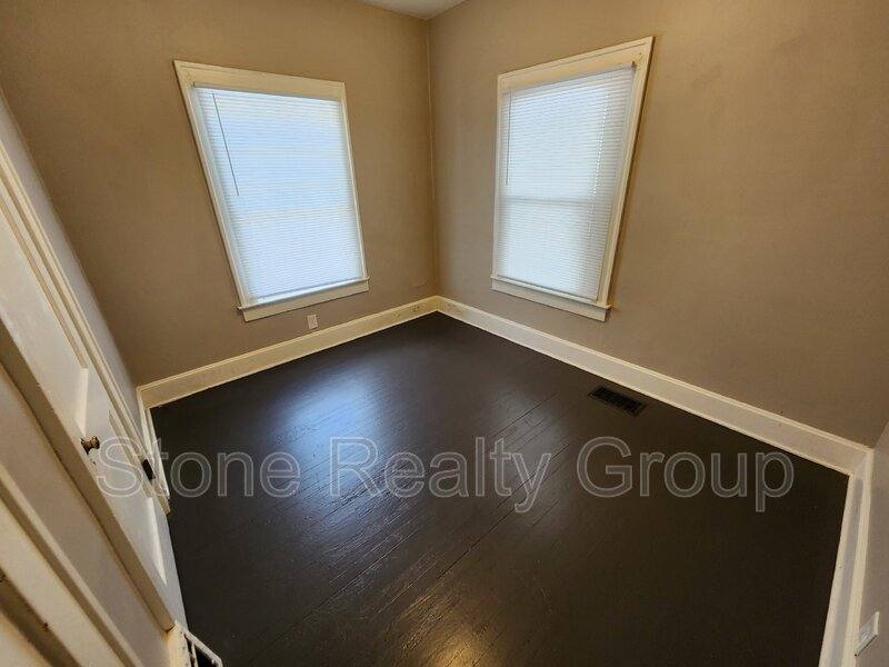 House for rent at 1419 S 11th 1 2 St, Terre Haute, IN 47802