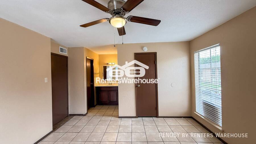 Apartment for rent at 13480 S Thorntree Dr #316, Houston, TX 77015