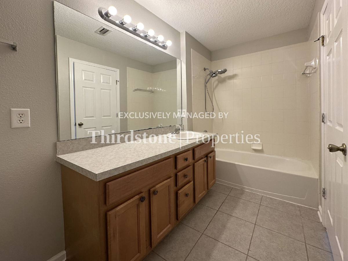 Townhouse for rent at 1036 N Black Cherry Dr, St. Johns, FL 32259