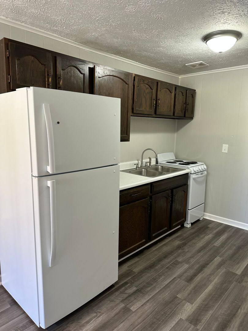Apartment for rent at Meadow Lark, 109 Meadowlark Lane, Bluff City, TN 37618
