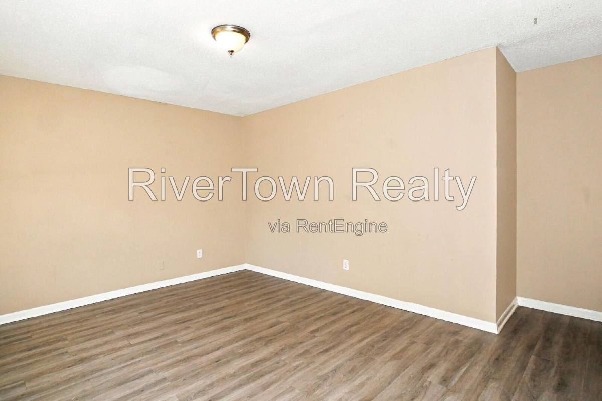 House for rent at 3386 Spring Water Cove, Memphis, TN 38128