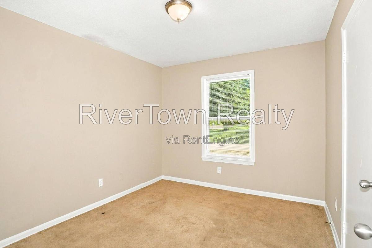 House for rent at 3386 Spring Water Cove, Memphis, TN 38128