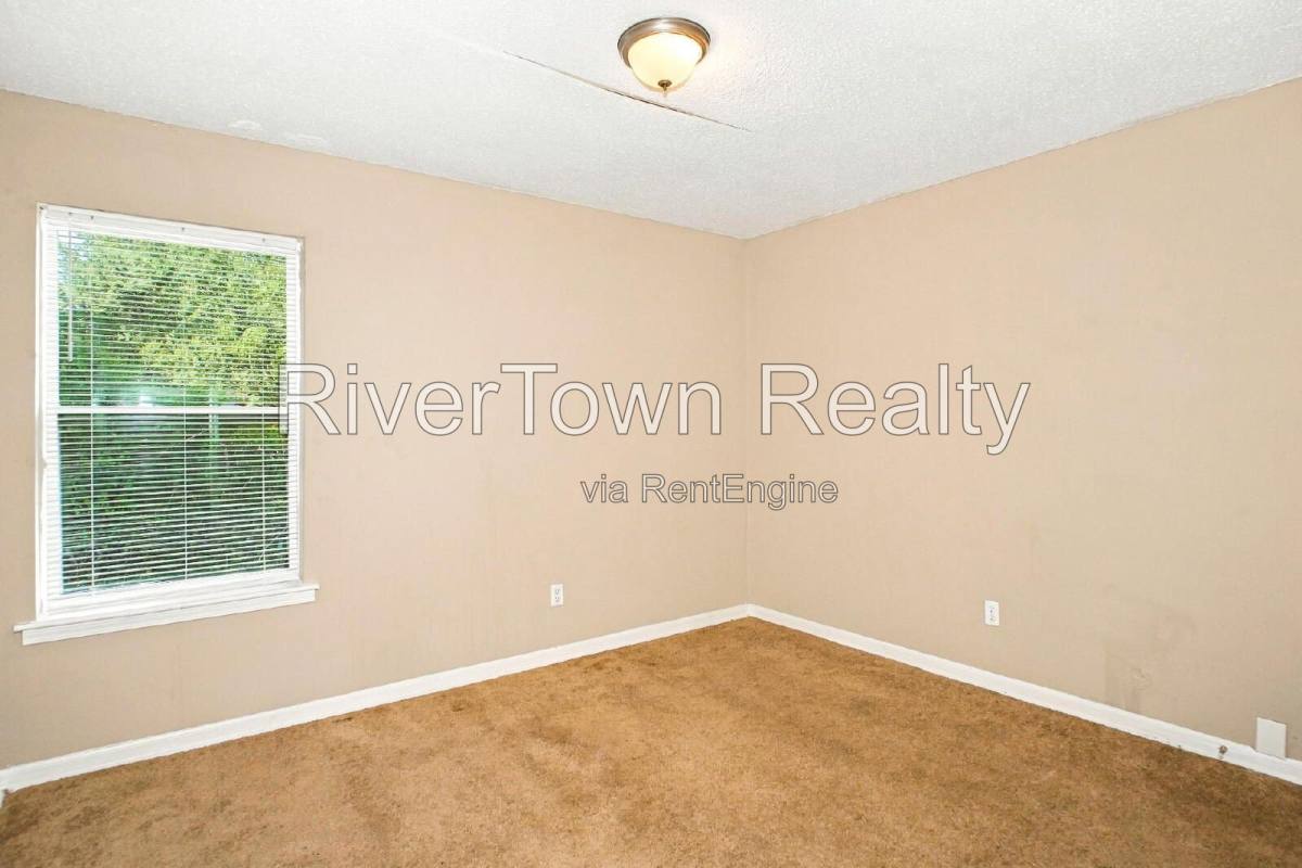 House for rent at 3386 Spring Water Cove, Memphis, TN 38128