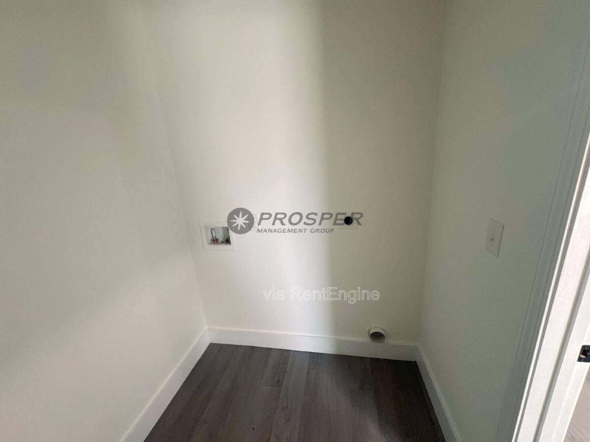 Apartment for rent at 4056 Parris Bridge Rd, Boiling Springs, SC 29316