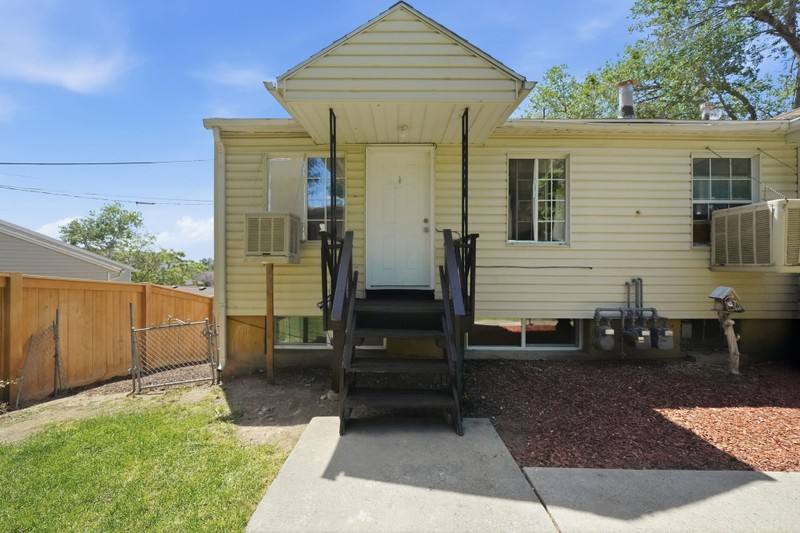 Apartment for rent at 2336 E Heritage Way, Salt Lake City, UT 84109