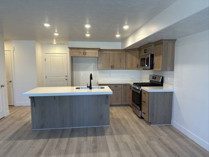 Townhouse for rent at 1402 N Meadow Lane #2, Spanish Fork, UT 84660