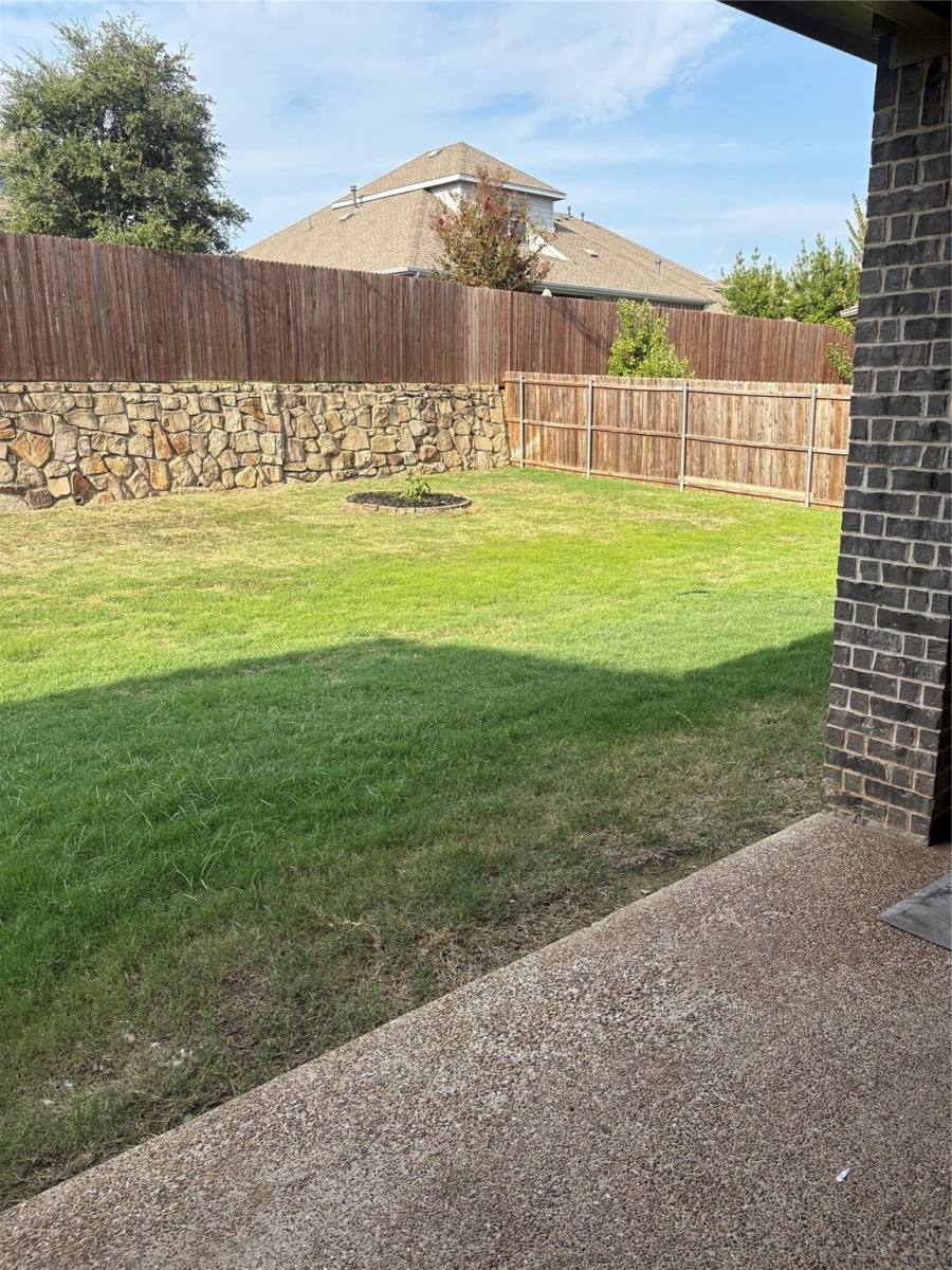 House for rent at 1221 Hoyt Dr, McKinney, TX 75071