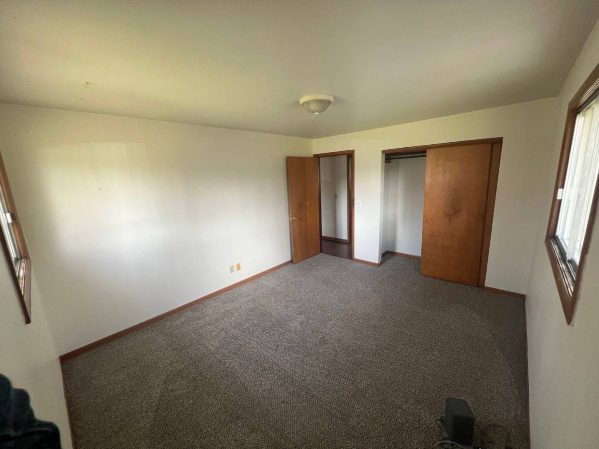 Apartment for rent at 2231 Wickham Ave, Wisconsin Rapids, WI 54495