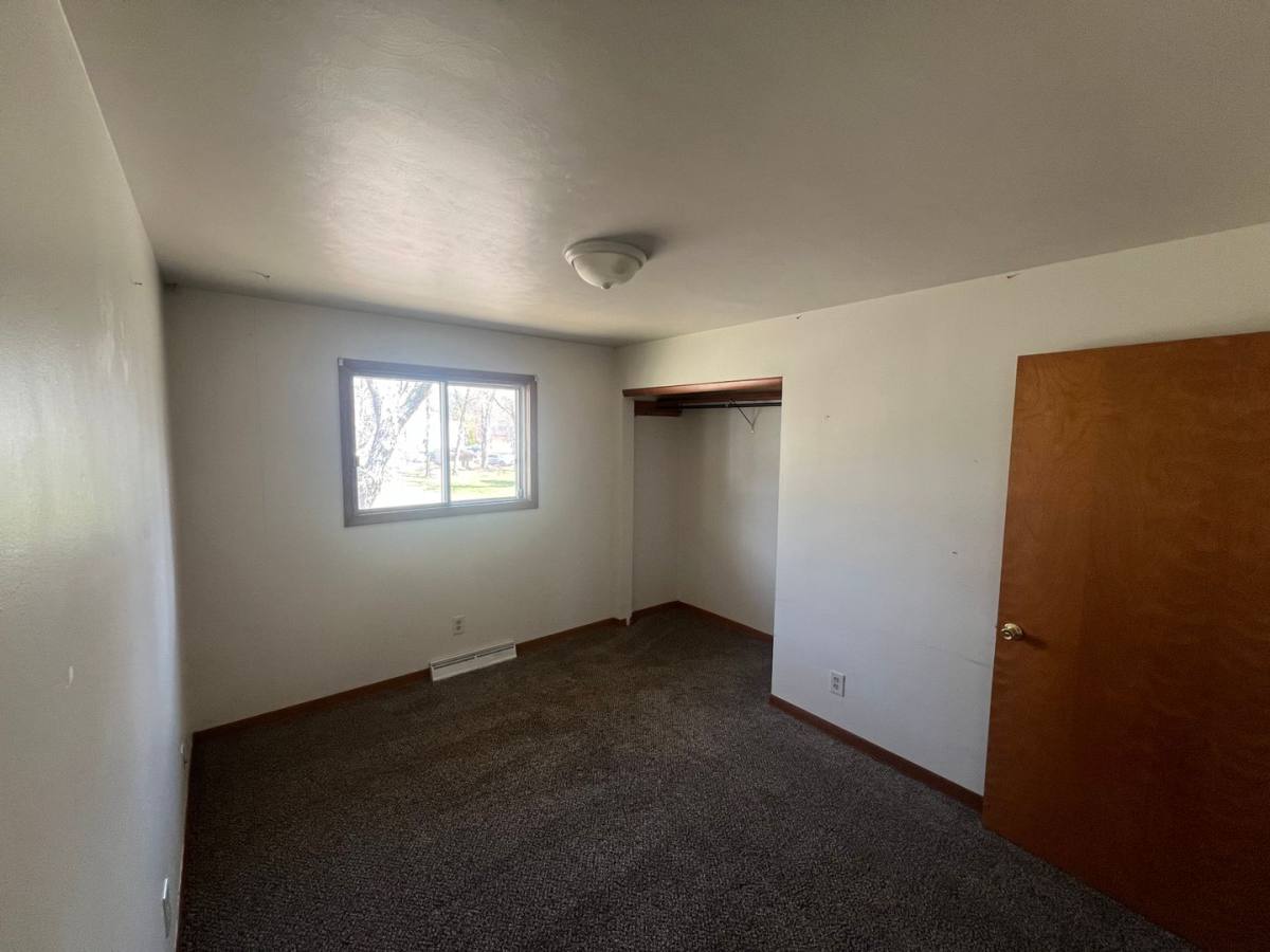 Apartment for rent at 2231 Wickham Ave, Wisconsin Rapids, WI 54495