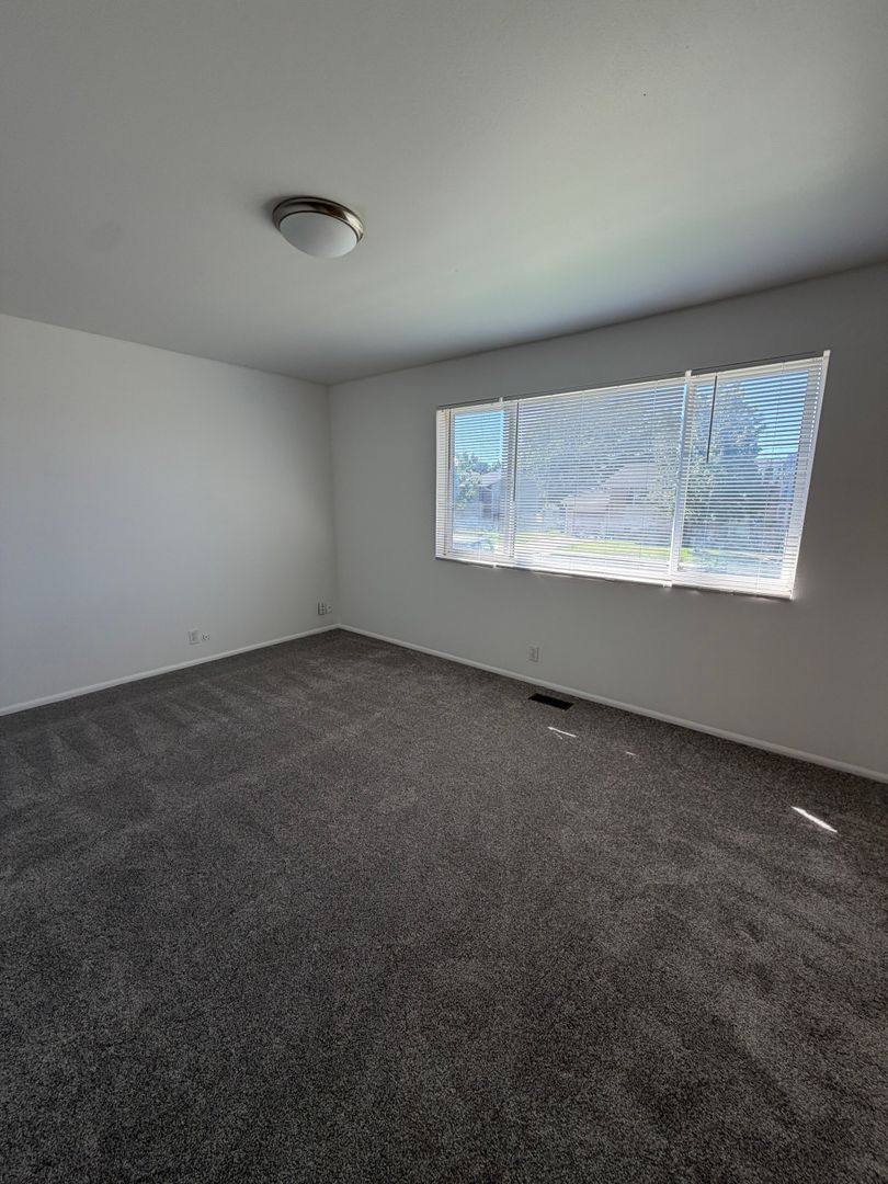 Apartment for rent at 261 - 277 E, Orem, UT 84057