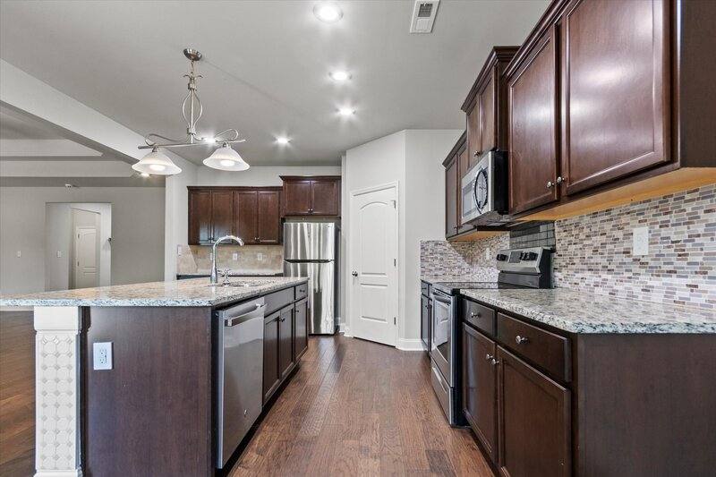 House for rent at 220 Dinner Tree Square, Huntsville, AL 35811