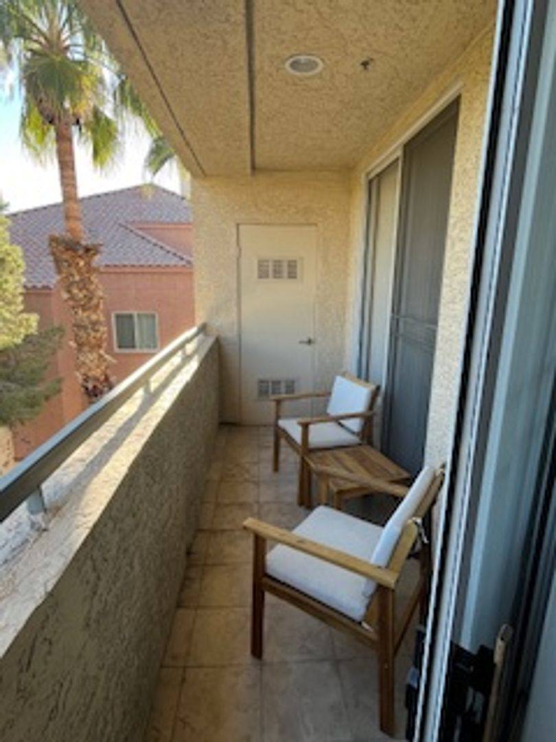Condo for rent at 230 E Flamingo Rd, Las Vegas, NV 89169