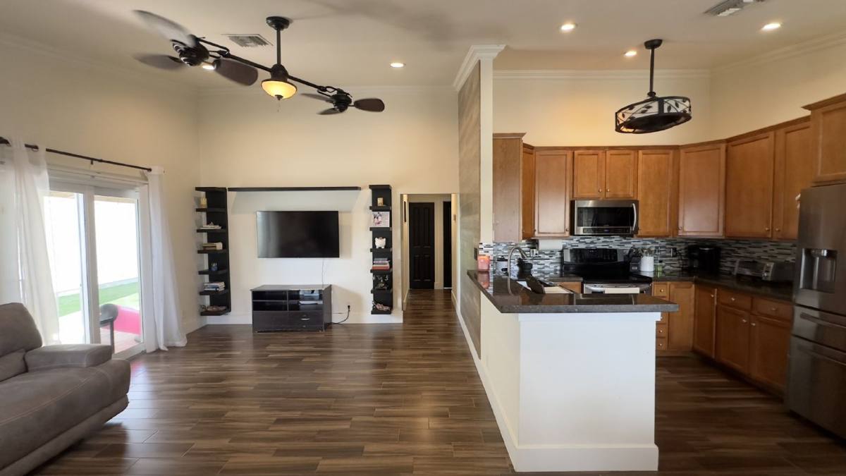 Apartment for rent at 11106 Sacco Dr, Boca Raton, FL 33428