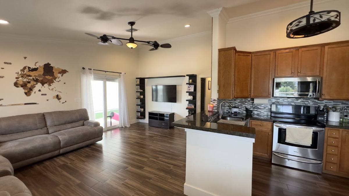 Apartment for rent at 11106 Sacco Dr, Boca Raton, FL 33428