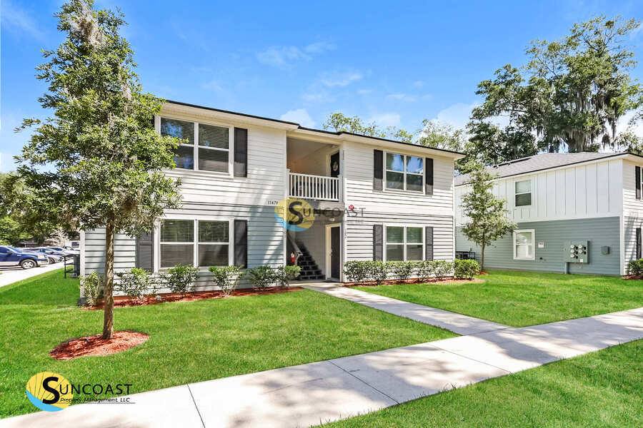 Apartment for rent at 11479 Oakfield Court #11479101, Jacksonville, FL 32258