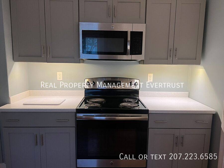 Apartment for rent at 98 Main St #A, Winthrop, ME 04364