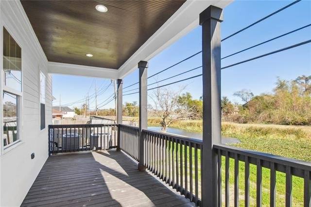House for rent at 424 Cougar Dr, Arabi, LA 70032