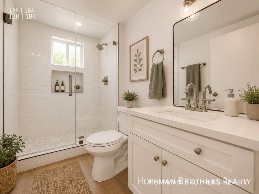 Apartment for rent at 2601 14th St #9, Santa Monica, CA 90405