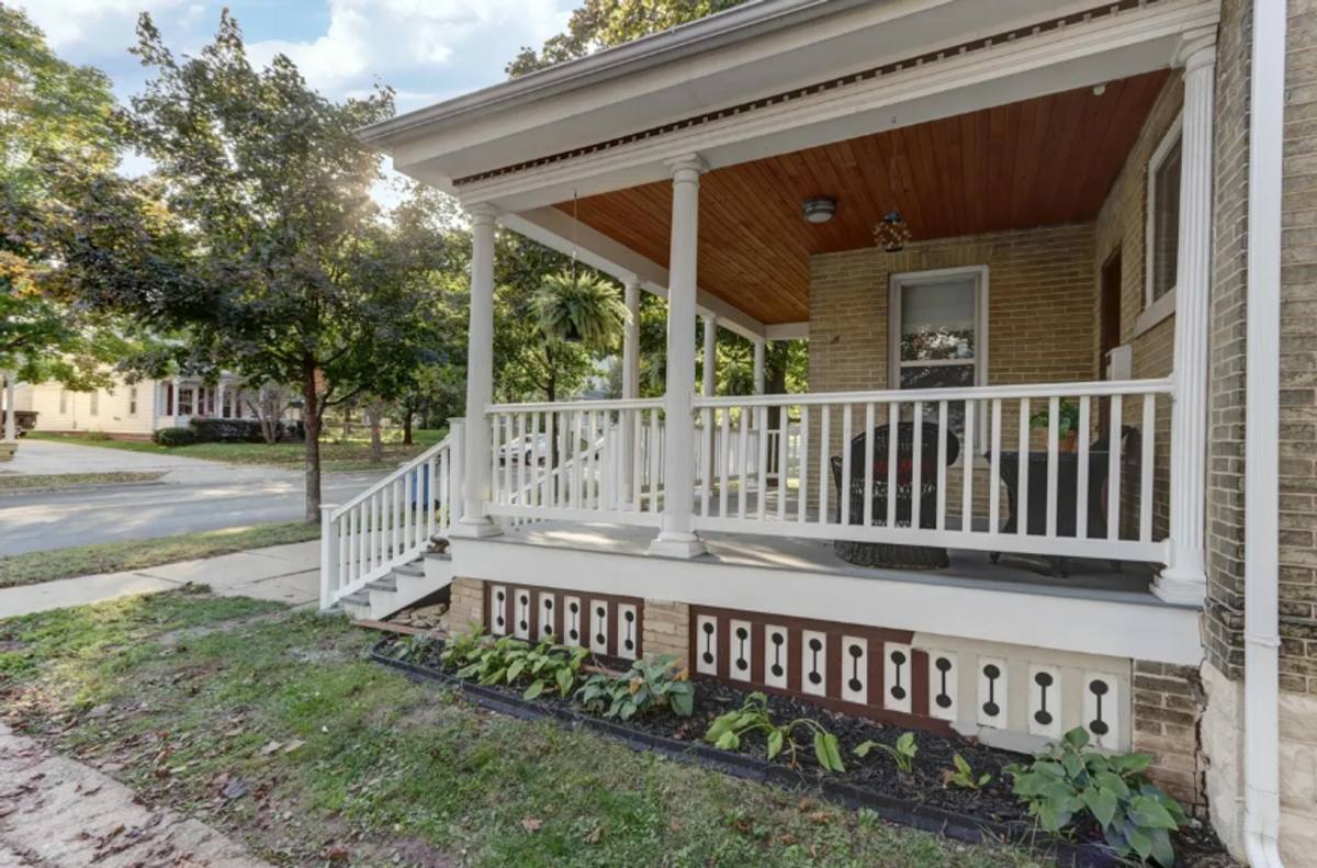 House for rent at 511 W Wisconsin St, Portage, WI 53901