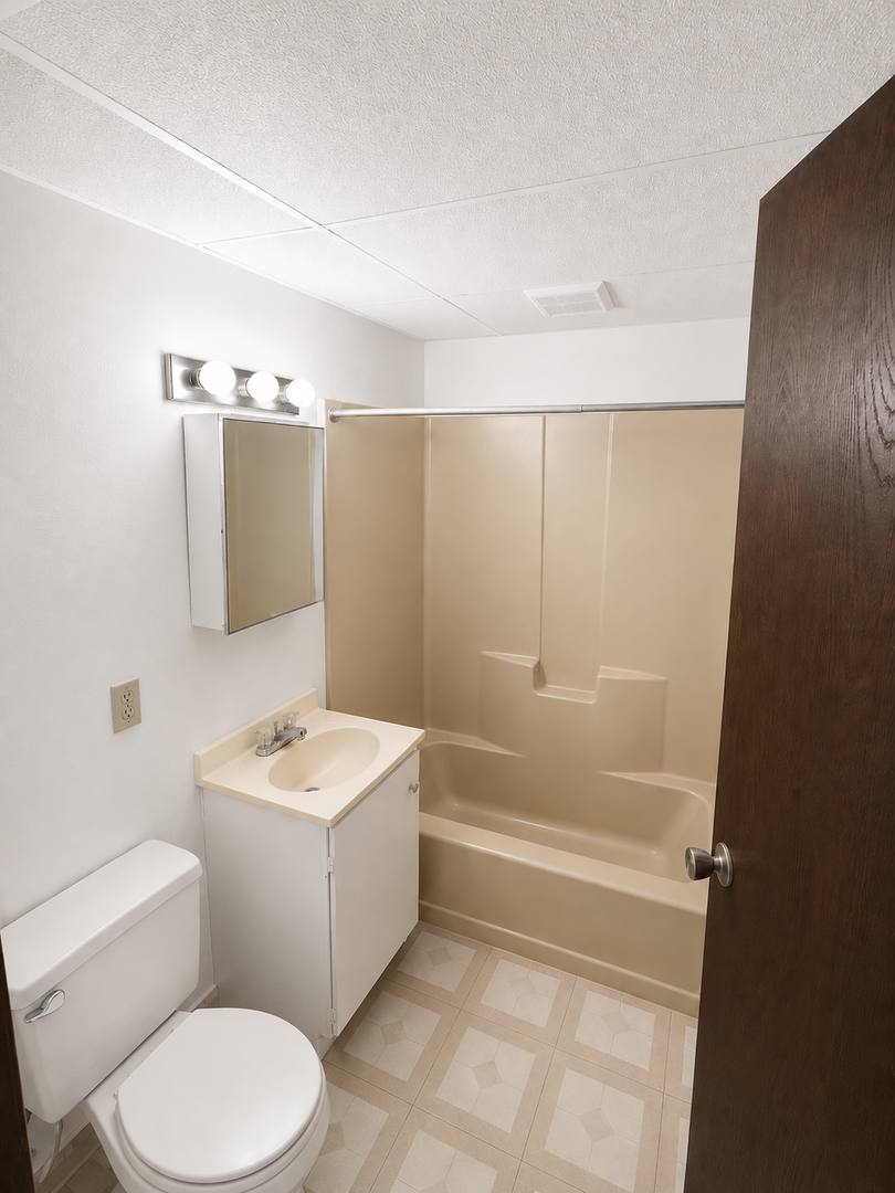 Apartment for rent at 707 Tremont St #1, Mauston, WI 53948