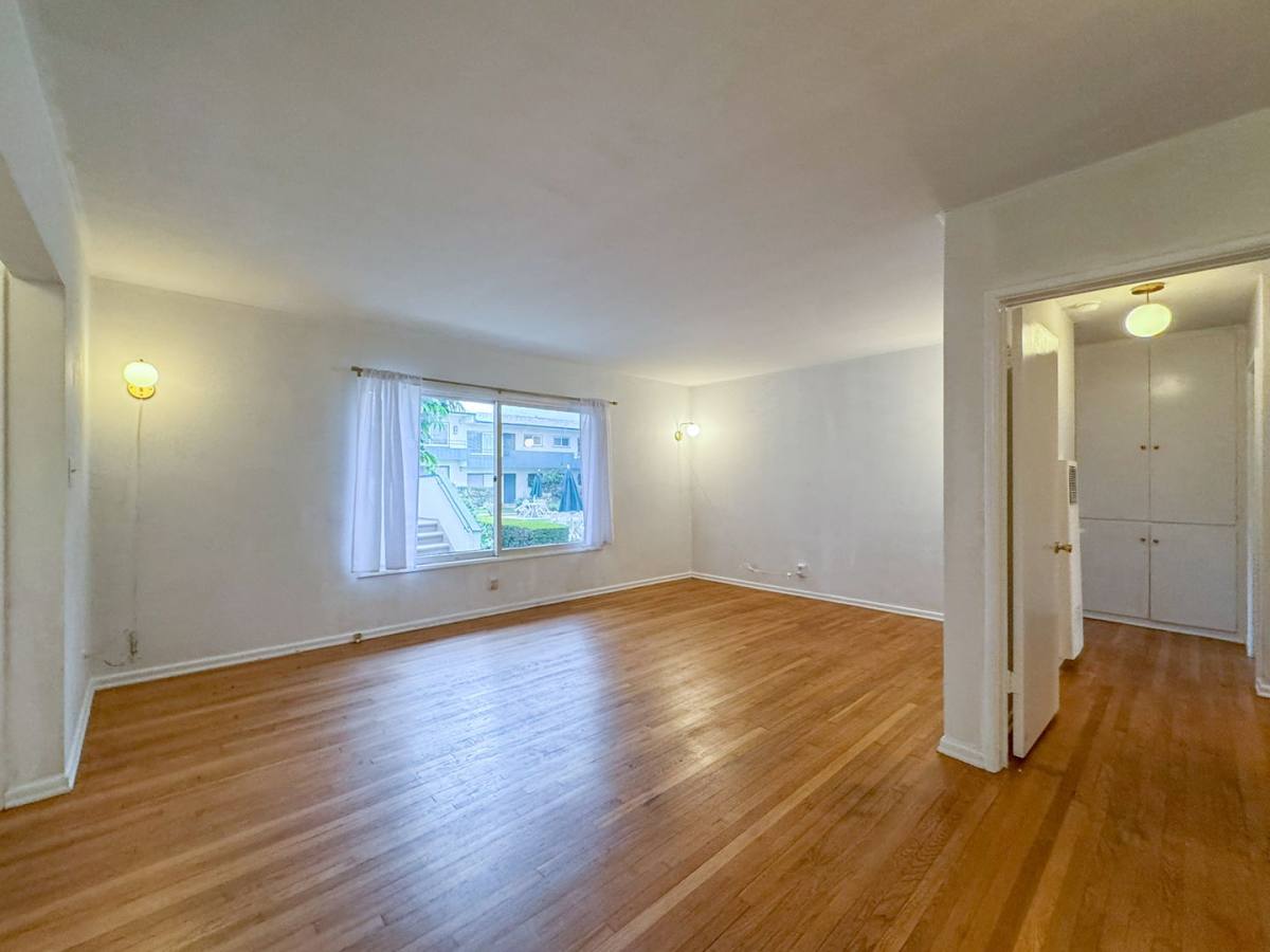 House for rent at 2033 Euclid St #6, Santa Monica, CA 90405