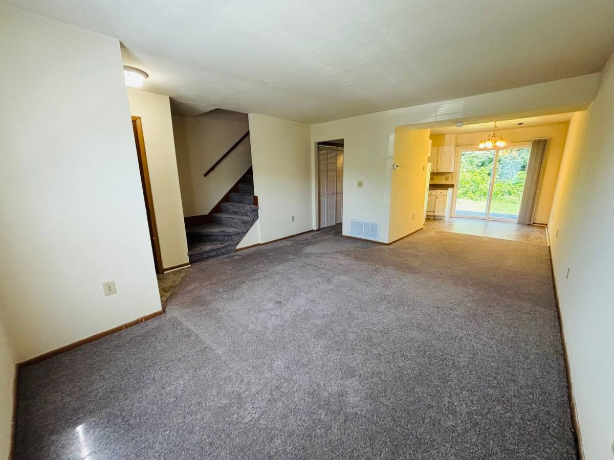 Townhouse for rent at 353 New Kent Rd, Blacksburg, VA 24060