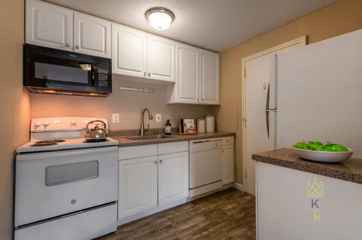 Apartment for rent at 375 Harvard St #18A, Cambridge, MA 02138