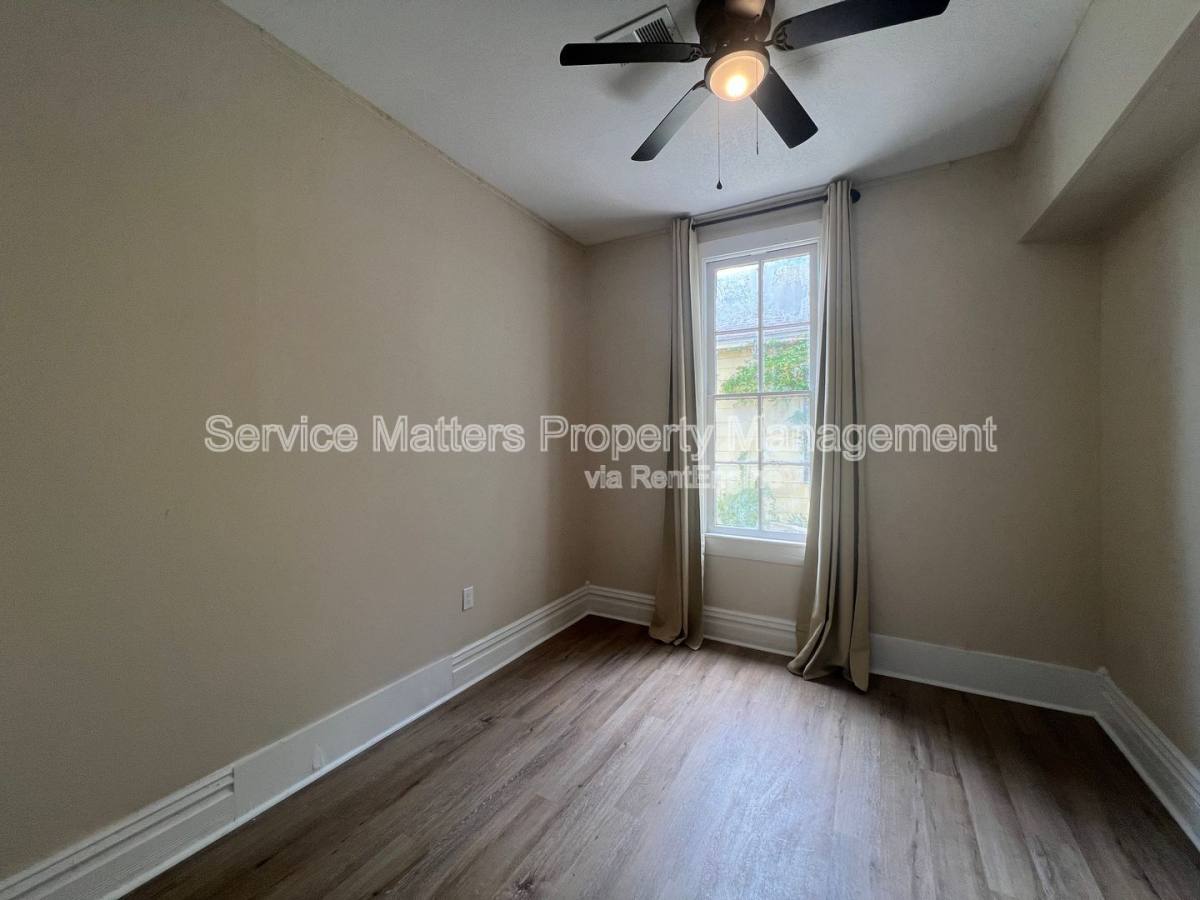 House for rent at 1319 W Jackson St, Pensacola, FL 32501
