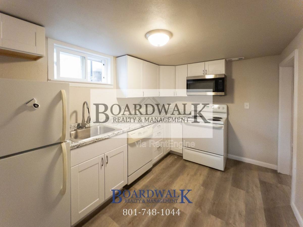 Apartment for rent at 34 Glenwood Ave, Tooele, UT 84074