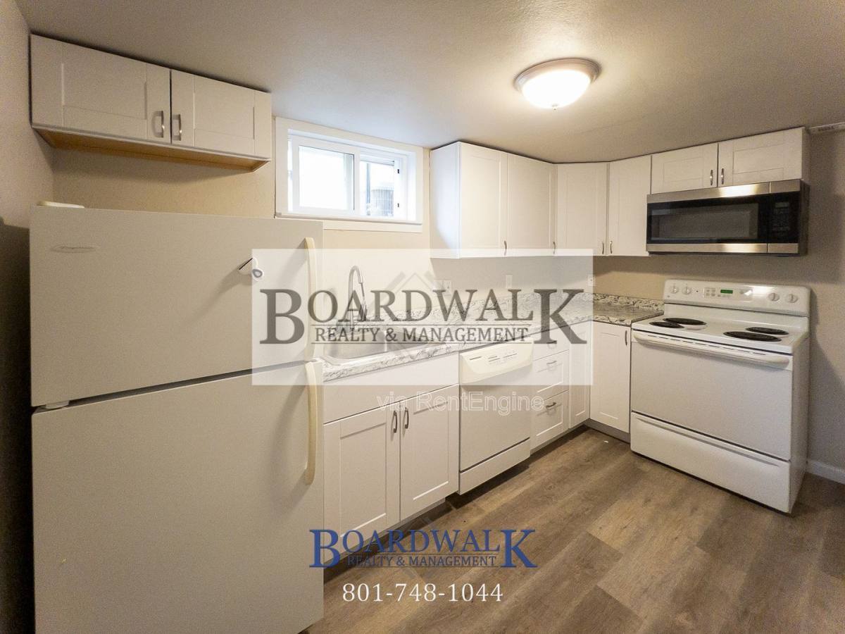 Apartment for rent at 34 Glenwood Ave, Tooele, UT 84074