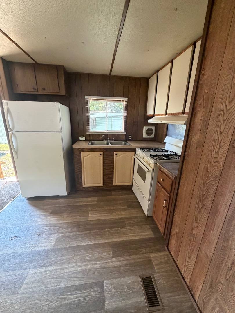Apartment for rent at 290 Warren Rd #32, Carbondale, IL 62901