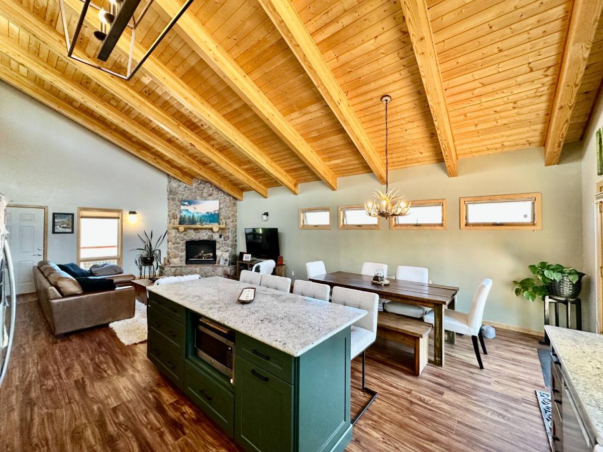 House for rent at 966 Oak Court, Granby, CO 80446