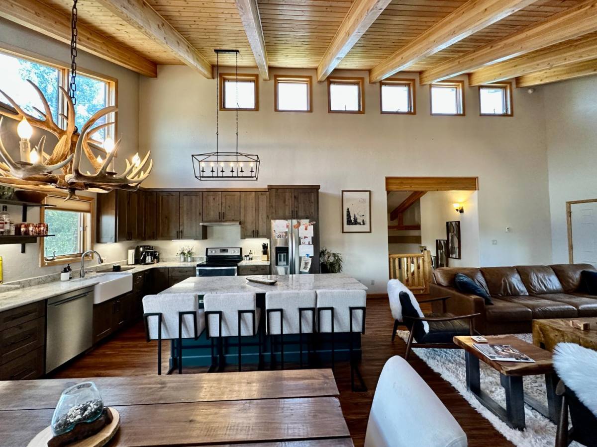 House for rent at 966 Oak Court, Granby, CO 80446