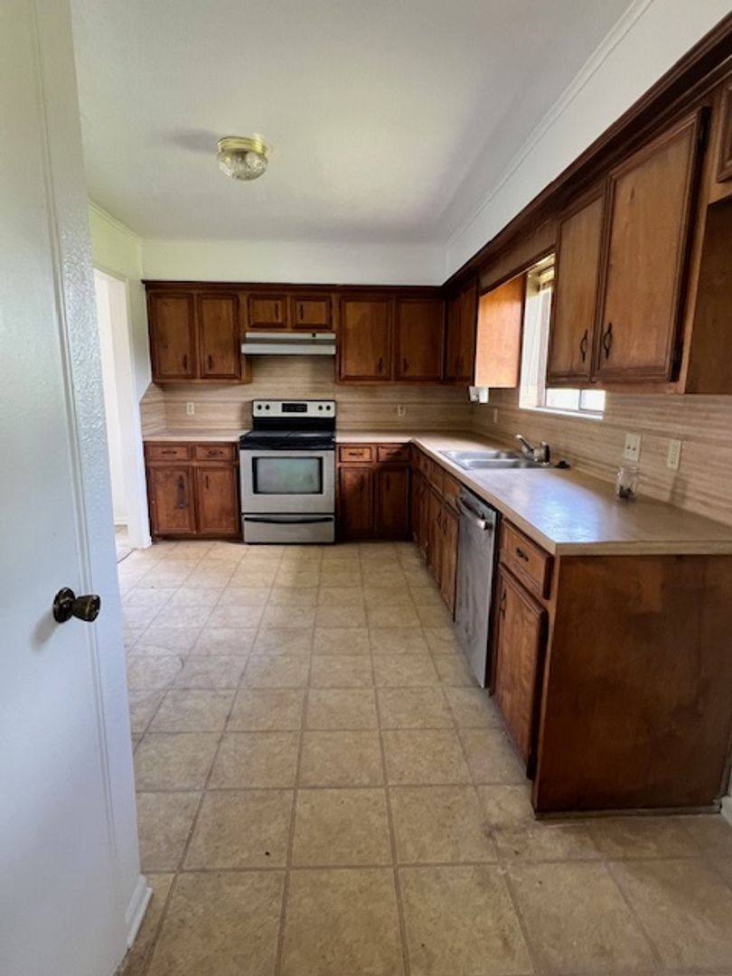 House for rent at 1011 Shellfish, Bay City, TX 77414