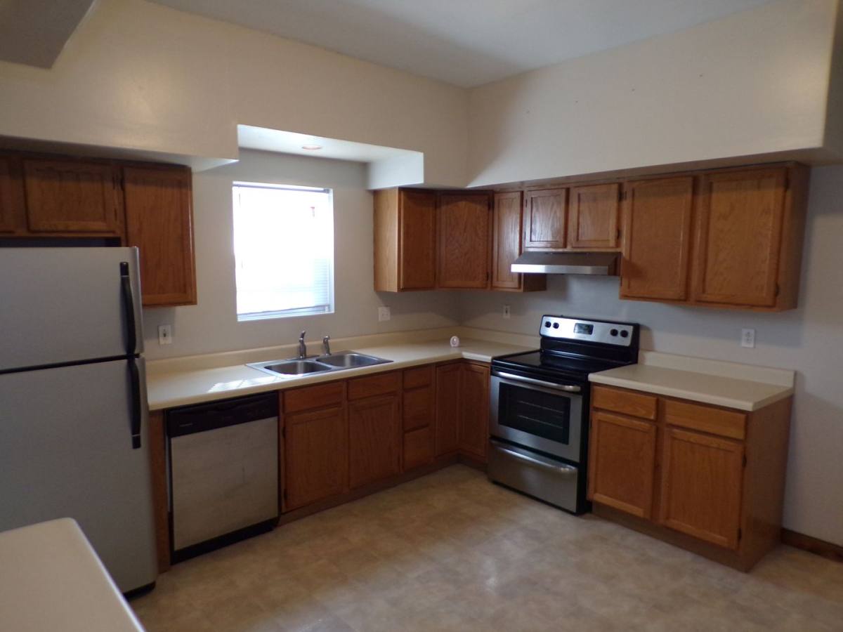 Apartment for rent at 247 S Kansas St, Edwardsville, IL 62025