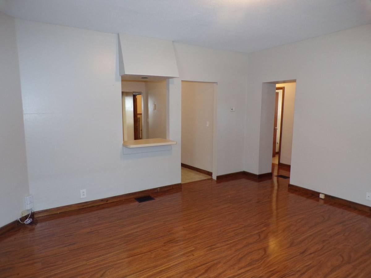 Apartment for rent at 247 S Kansas St, Edwardsville, IL 62025