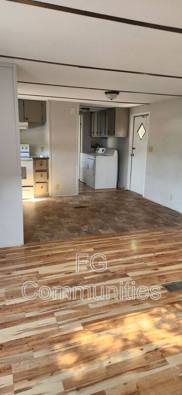 House for rent at 100 2nd Ave SE #F, Hildebran, NC 28637