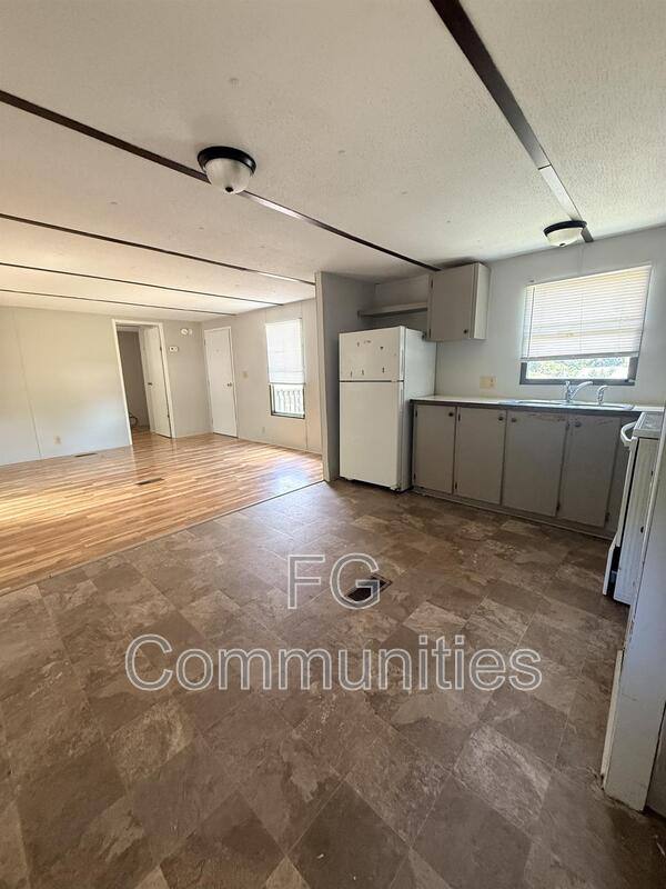 House for rent at 100 2nd Ave SE #F, Hildebran, NC 28637