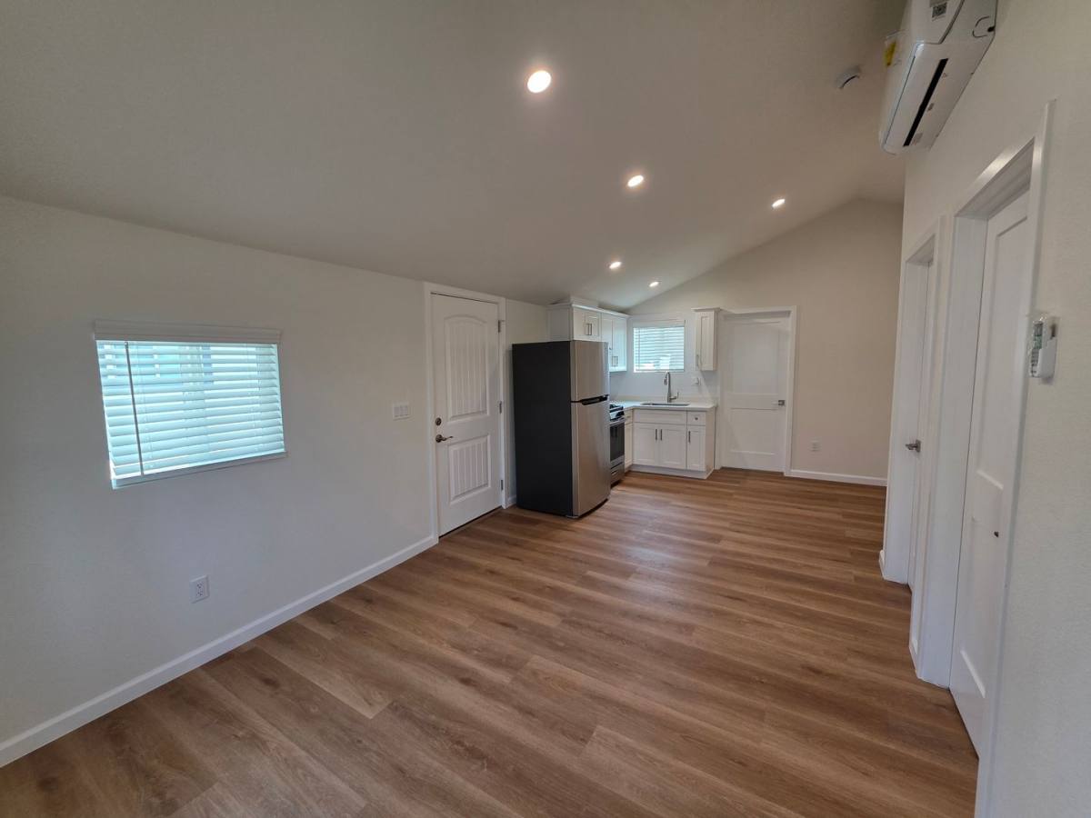 Apartment for rent at 15406 Grevillea Ave, Lawndale, CA 90260