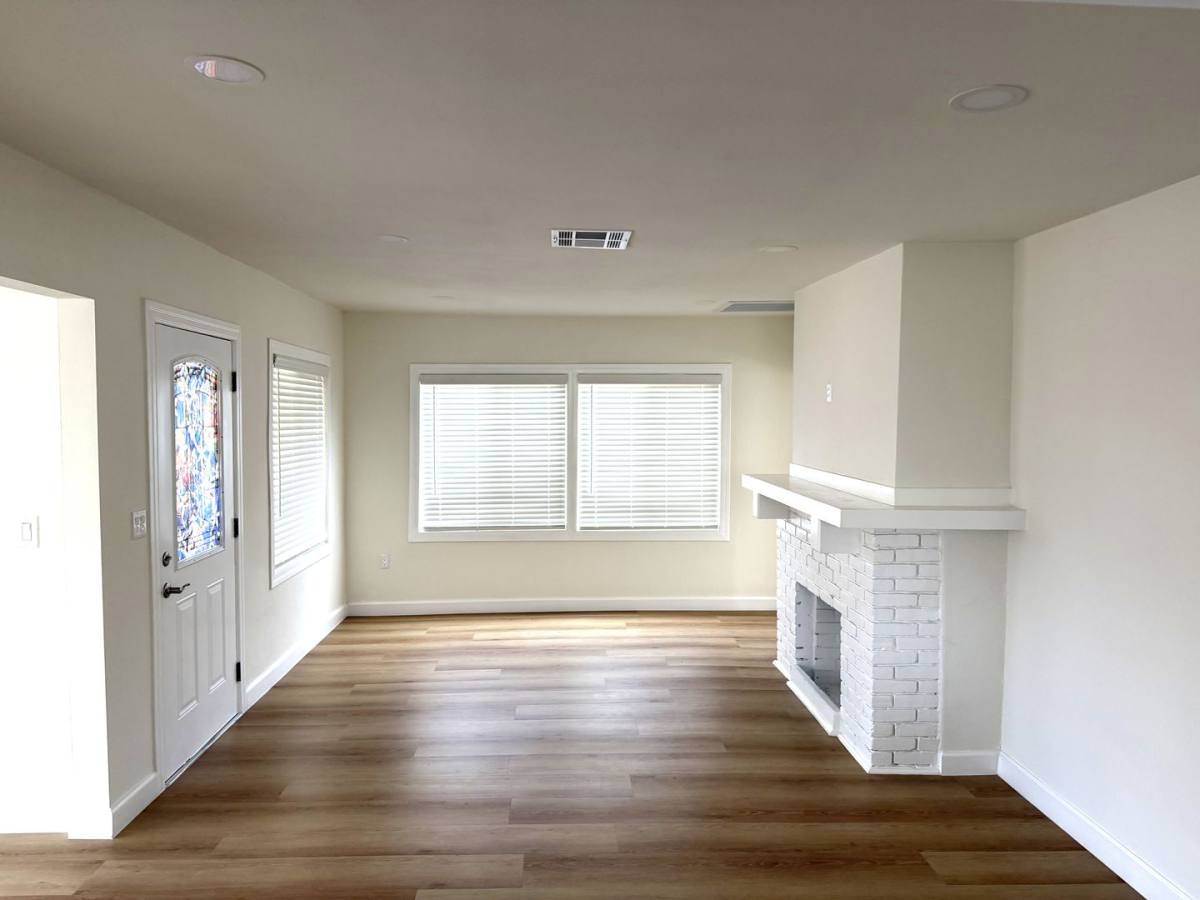 Apartment for rent at 15406 Grevillea Ave, Lawndale, CA 90260