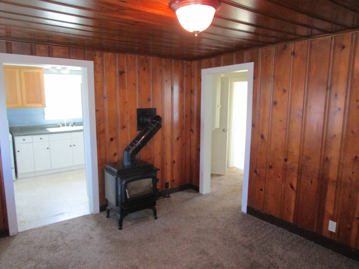 Apartment for rent at 815 817 NW Deer St, Prineville, OR 97754