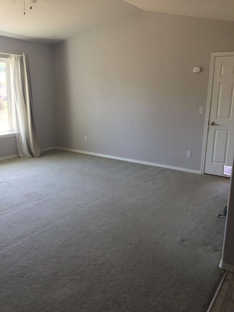 House for rent at 2102 Jackson St SE, Albany, OR 97322